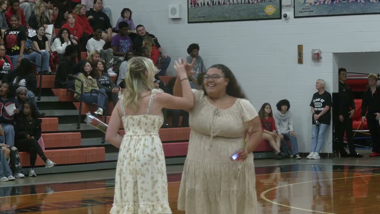 Homecoming  Queens: Uncut