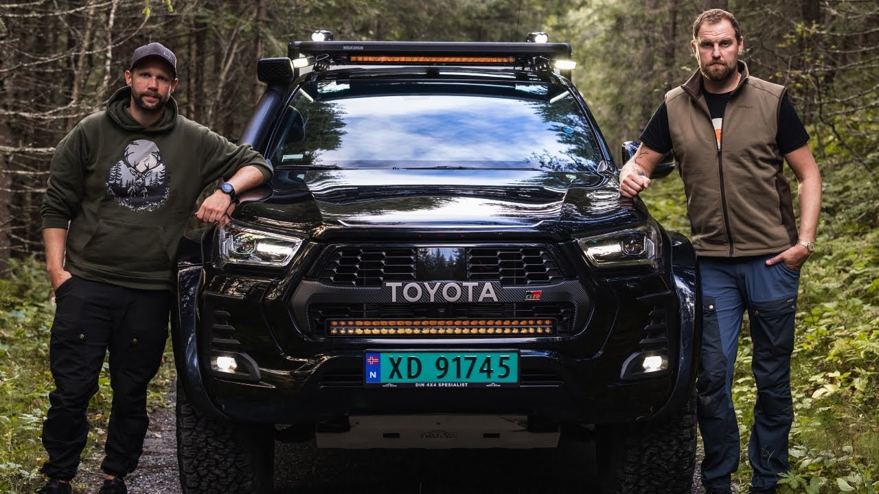 Toyota Hilux GR Sport AT35 med Nordvik!