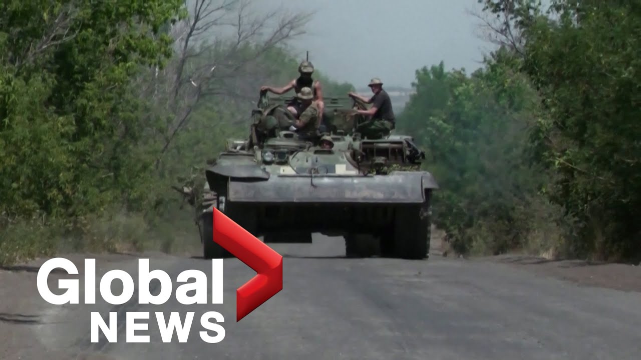 Ukrainian troops dig in to stop Russian advance on the Donbas