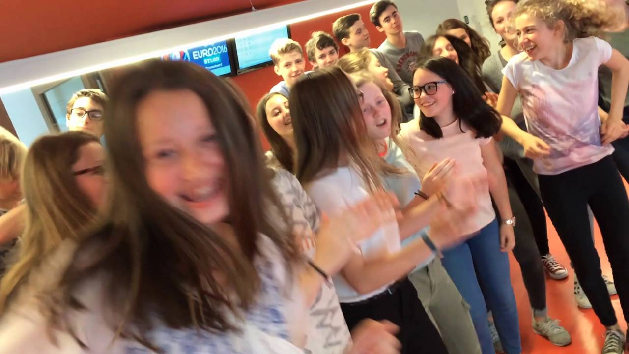 We're all in this together - Sint-Lodewijkscollege Brugge