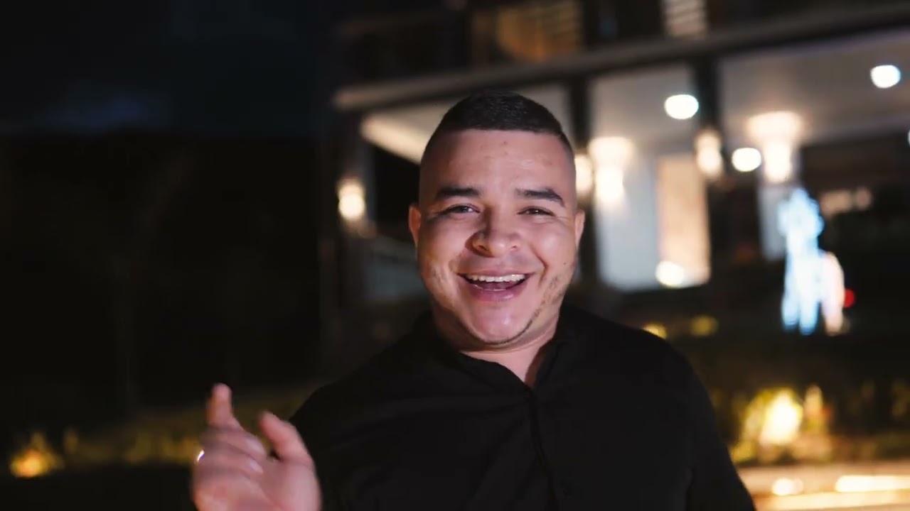 PODER - Adrian vera (oficial video)