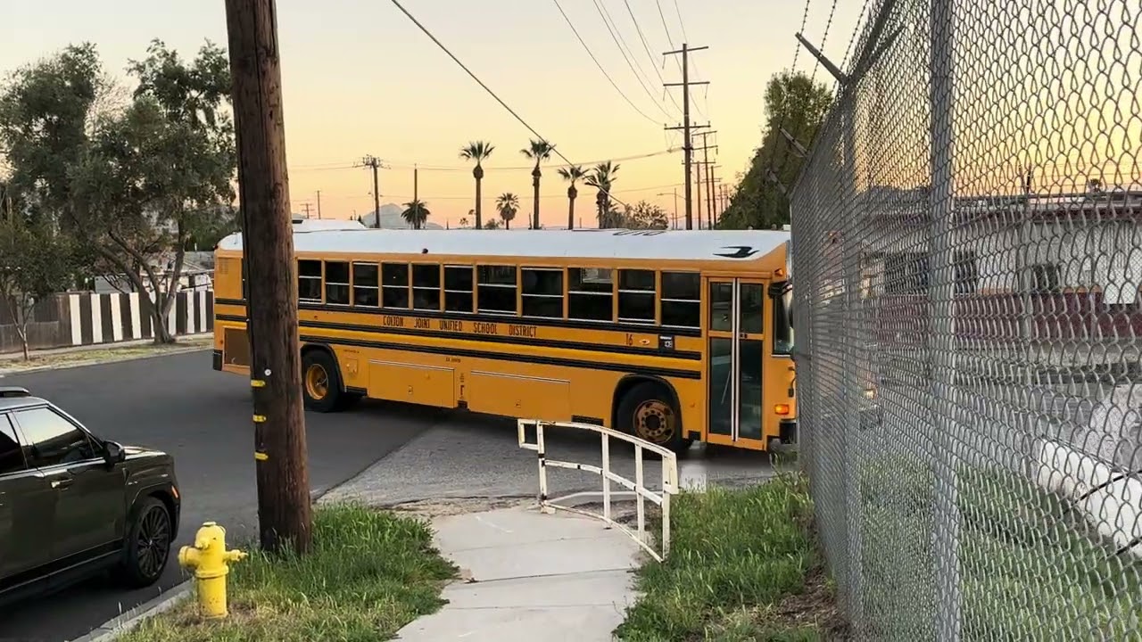 Bus 16 in Colton