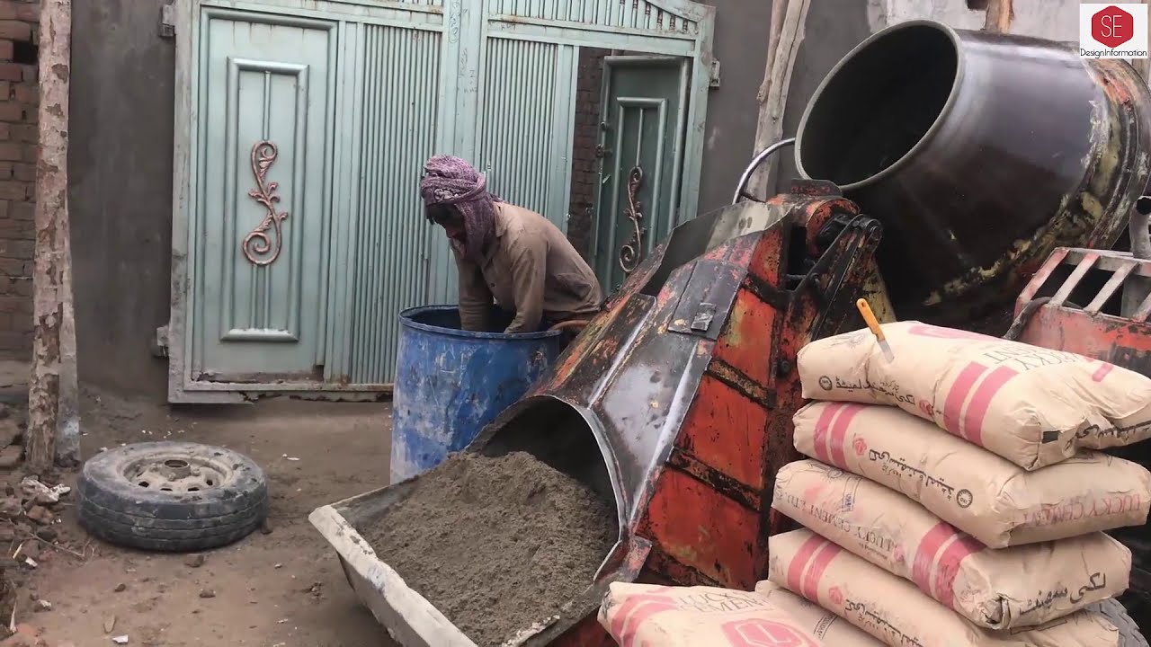 House Roof Concrete with Concrete Mixer Machine .Cement Sand. Crush