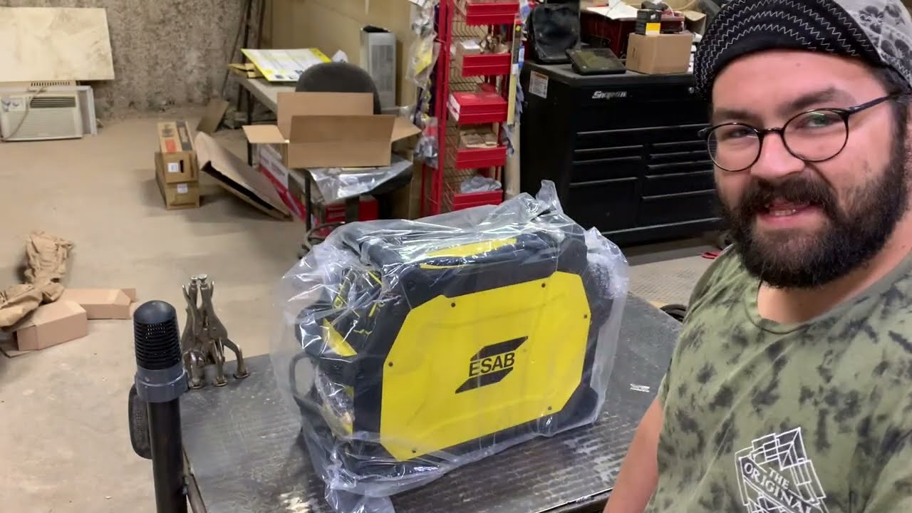 UNBOXING !! ESAB Rebel EMP 205ic AC/DC @Teal Arc Auto (Amazon Link in Description)