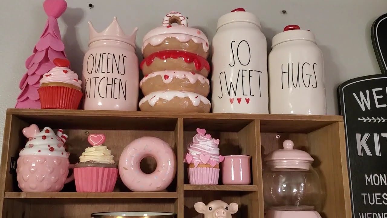 Valentine's Kitchen Decorate with me!