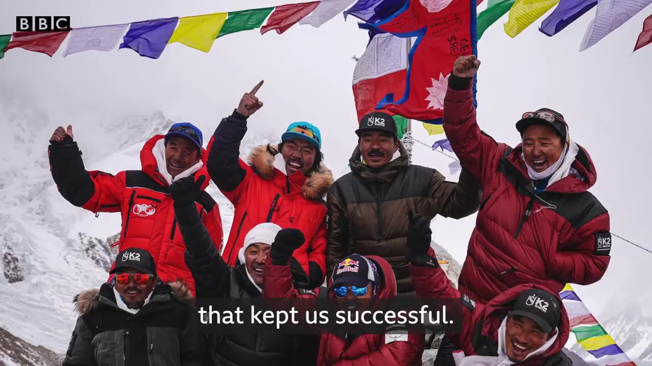 Los escaladores nepaleses hacen la primera cumbre invernal del K2 - BBC News