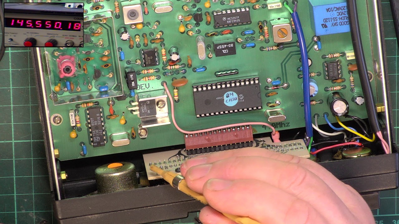 AKD 2002 UK 2-Metre FM amateur radio - Service alignment