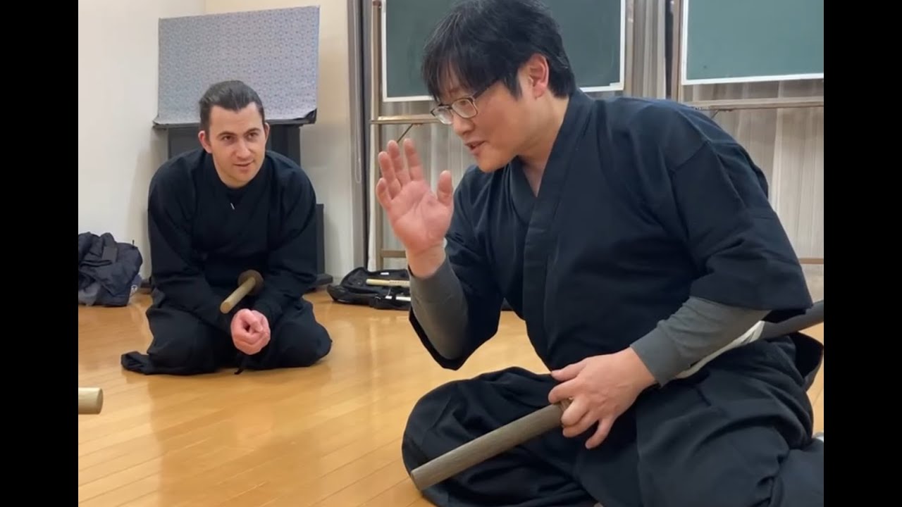 【柄捕返- つかどりがえし】ロシア人の居合術修行！町井勲館長に本物の居合術を学ぶ！【　Isao Machii's disciple introduces Machii's Iaijutsu