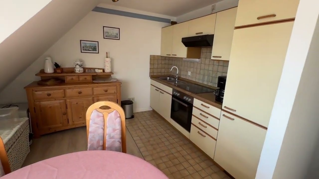 25-245 | 🏡 Ferienwohnung in bester Lage von Hooksiel – Nordseeküste erleben! 🌊