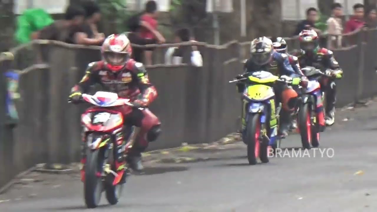 Seru!! Aam Haris Juara 2Tak 116cc Open Jatim, Final Jatim Series Roadrace Bondowoso 2024