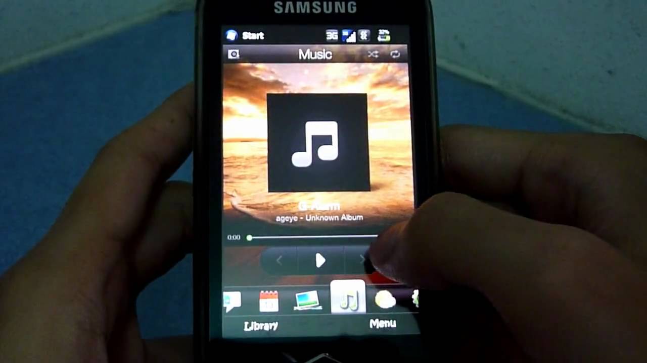 Omnia 2 running HTC Sense UI