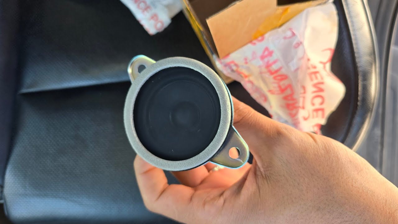 Kia Sportage QL Center Speaker Replacement – No Turn Signal Click/Indicator Sound (96390-D9000)