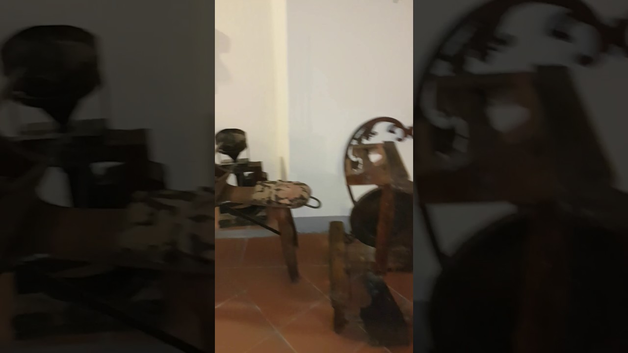 Vecchi macchinari. ...