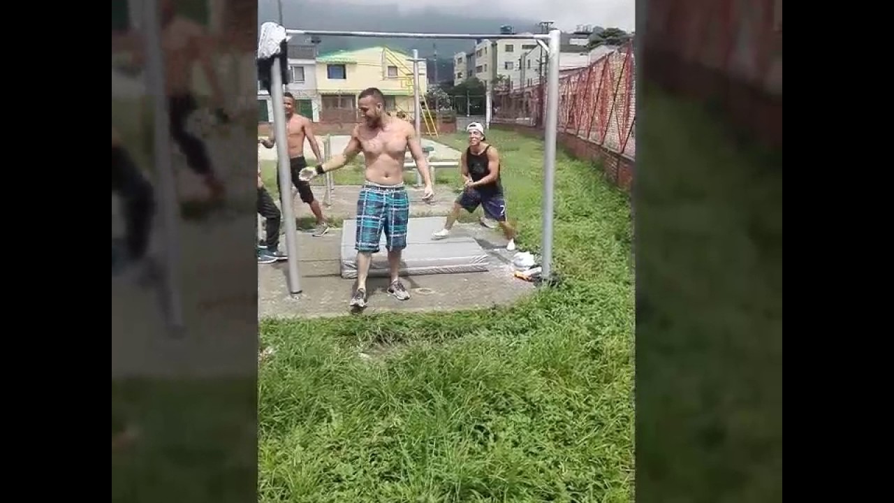 Street workout ( Ibagu&eacute;)