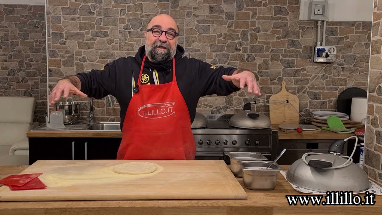 Tecnica di stesura impasto pizza, per pizza con cornicione.