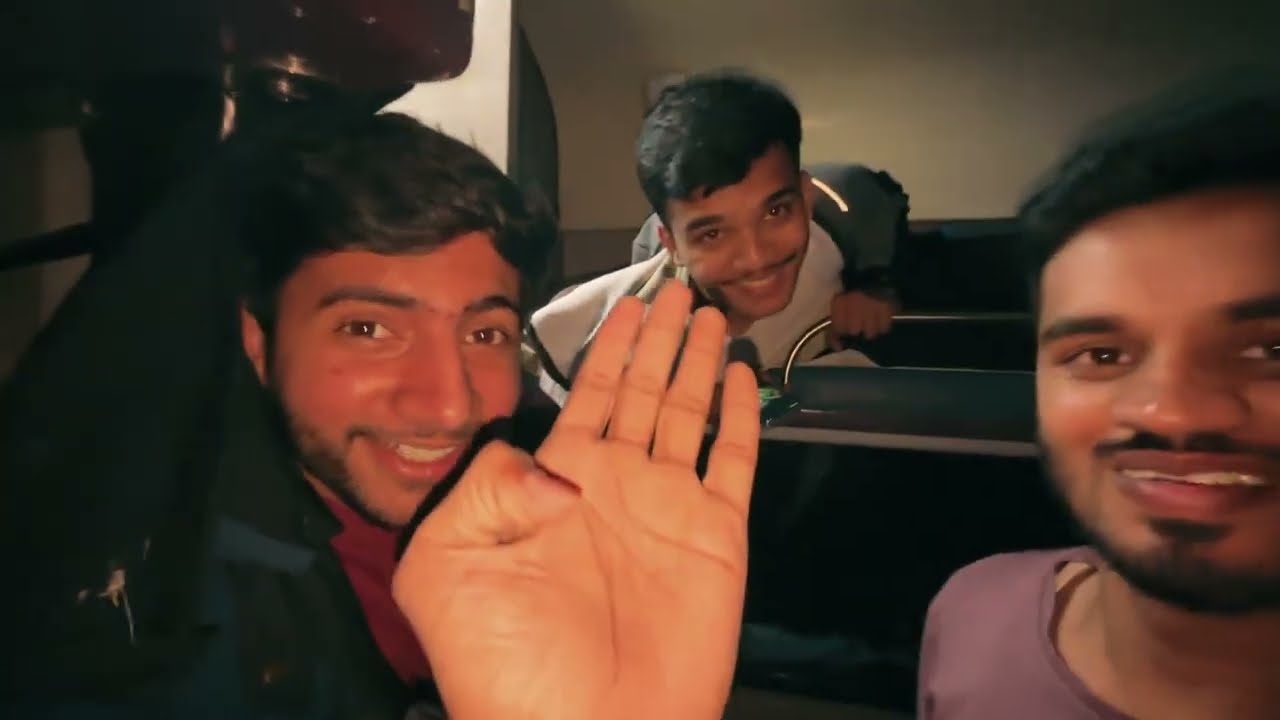 Vlog - 01 | My first ever vlog | Ujjain to Rishikesh | bhramataltrek,uttrakhand | boys gang masti |