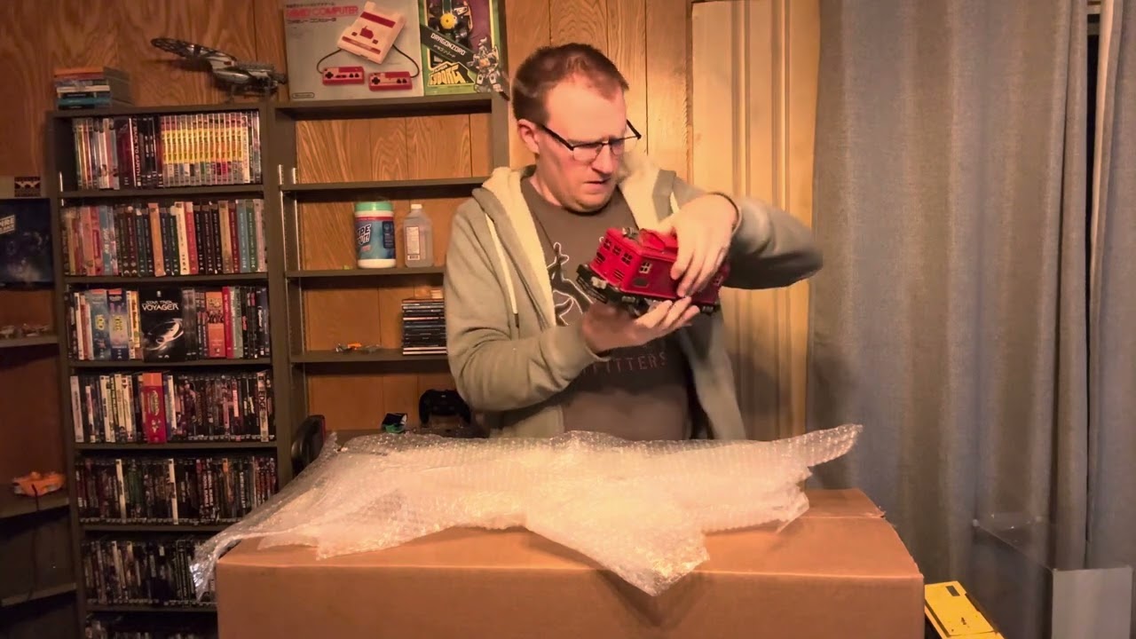 Standard Gauge trains are WAAAAY bigger than I thought!!!