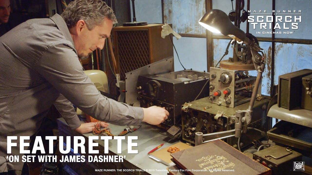 Maze Runner: The Scorch Trials ['On Set With James Dashner' Featurette in HD (1080p)]