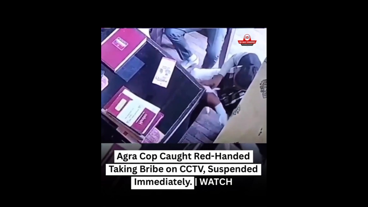 🚨 Agra Bribe Scandal Caught on CCTV | SI Suspended in Diary Exchange Case 😳