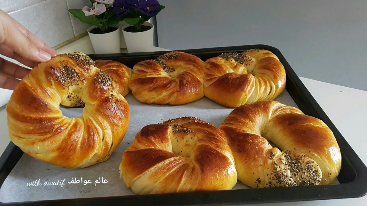فطائر أو بريوش روعة خفيفة مورقة بمكونات جد بسيطة و طريقة ساهلة