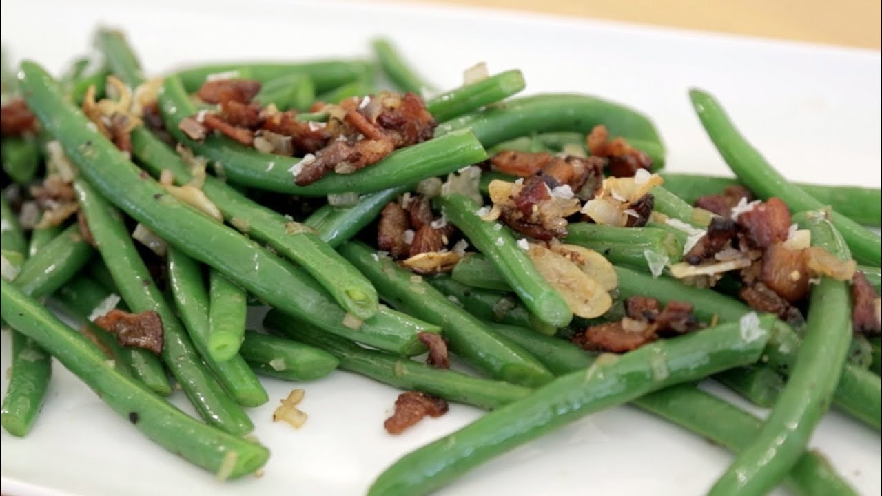 Green Beans with Bacon, Garlic & Shallots!