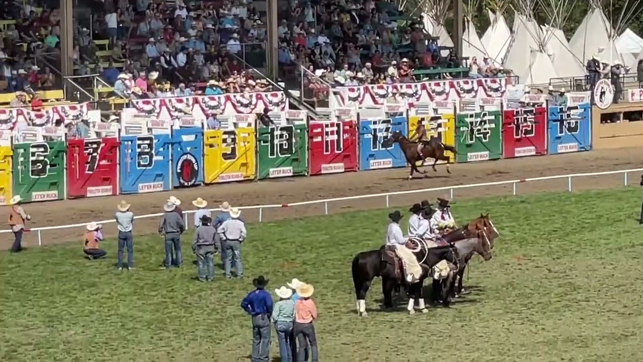 2022 Pendleton Round Up- Indian Relay Races. 9/14/22 1st around