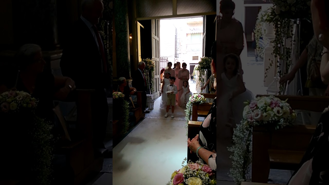 Ingresso in chiesa Giugno 2017 chiesa santa Maria  Angeli Cimitile Antonio e giovanna sposi 2017