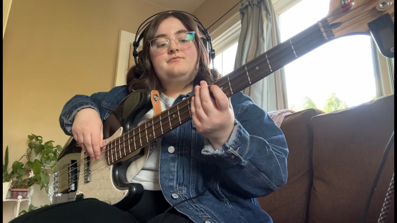 Three From Two &ndash; Khruangbin Bass Cover A LA SALA