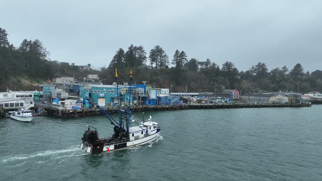 F/V Tabitha coming into Newport!