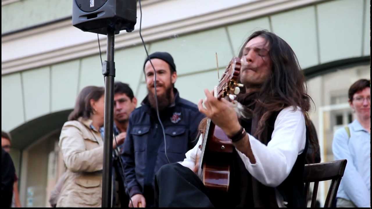 Estas Tonne