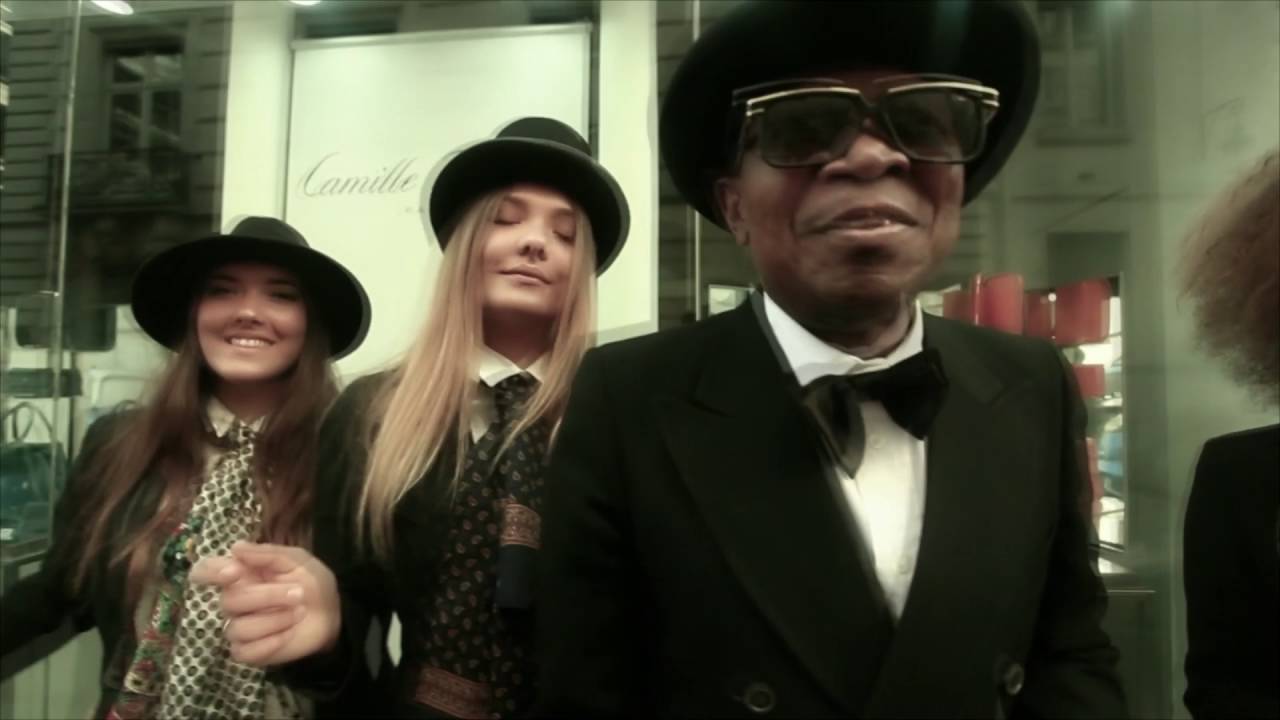 Modogo Gian Franco Ferre- Cento per Cento Donna Version Promo(Clip Officiel)