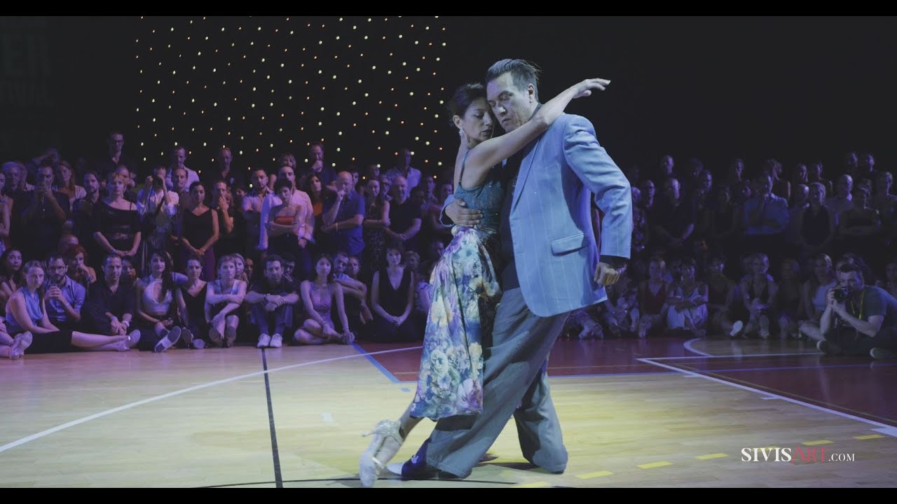 Mariano  Chicho  Frumboli & Moira Castellano 