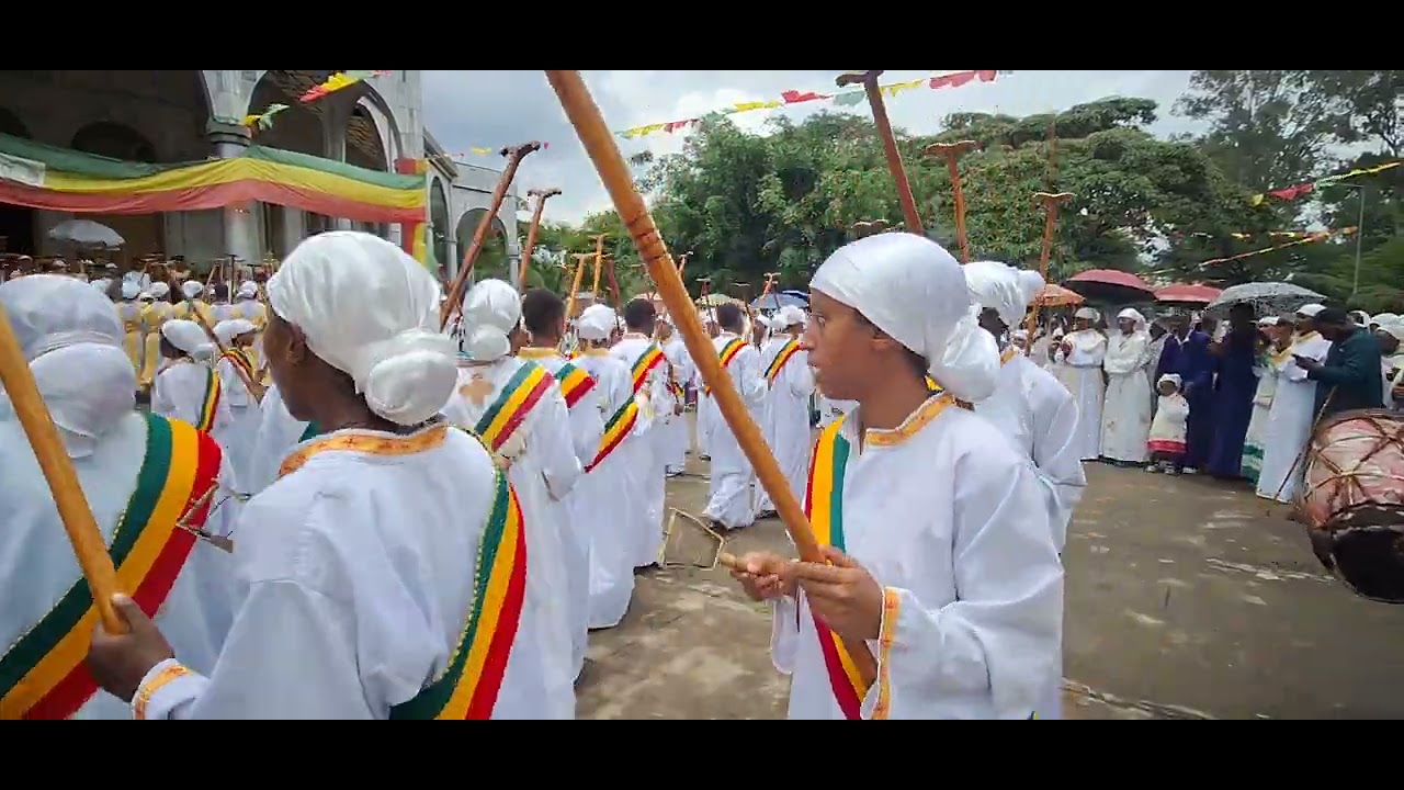 አንዴት ያለ ድንቅ ወረብ ነው ሐዋሳ ቅድስት ሥላሴ ካቴድራል ፈለገ ስላም ሰንበት ትምህርት ቤት መስከረም 2 ምትረተ ርሱ ለዮሐንስ መጥምቀ (አሜር midyan)