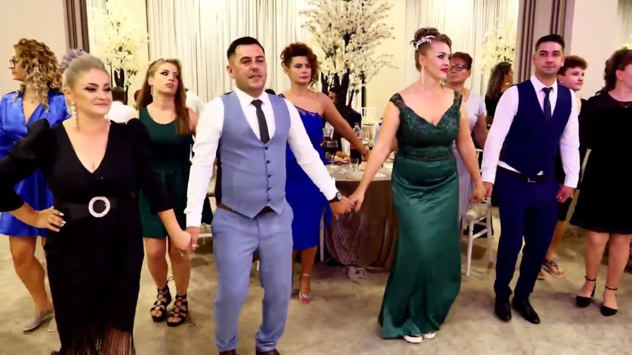 Nunta Cosmina si Claudiu- Mariana Zota si Formatia 4