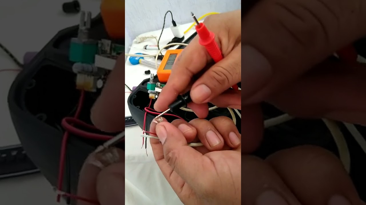 reparando una bocina más sin centro de carga.