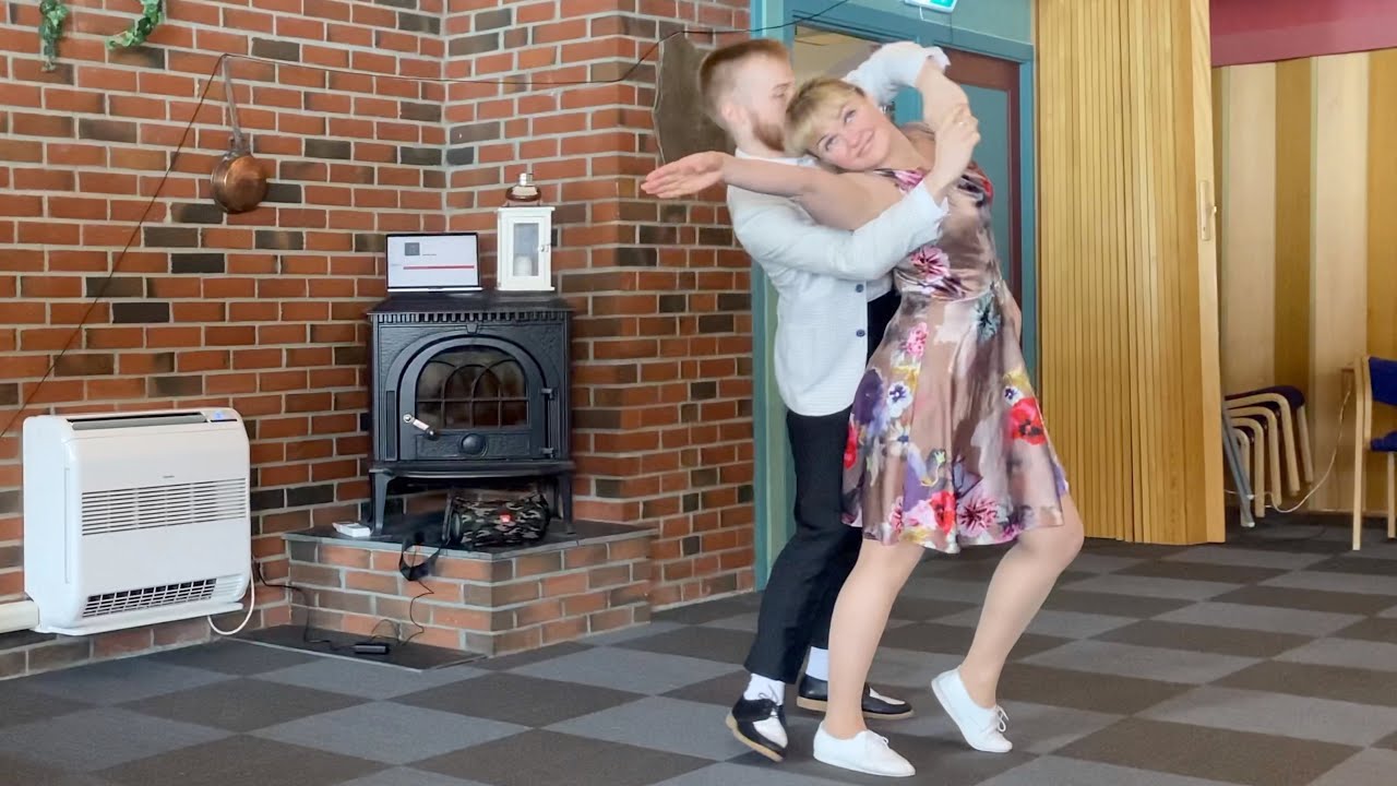 Lindy Hop & Charleston Performance 2022 - Sondre & Tanya