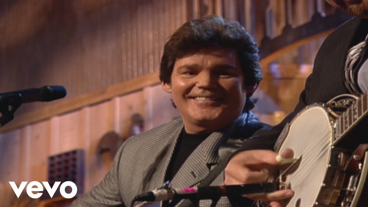 Bill & Gloria Gaither - Get Up in Jesus' Name [Live] ft. Marty Raybon