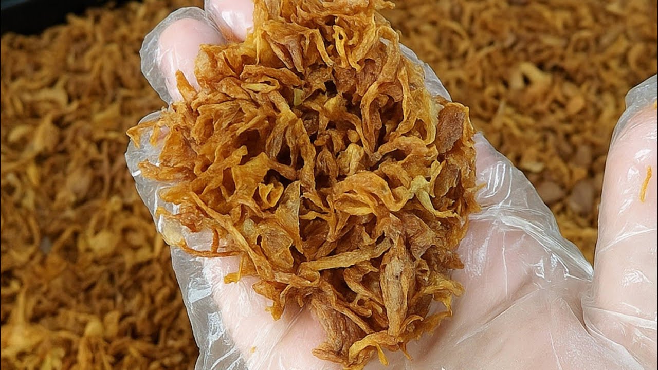 البصل مقرمش الذهبي⁉️سر لي هيزعل اصحاب مطاعم كشري⁉️بدون نشا ولا دقيق وتخزينه سنة Crispy Onions 🧅