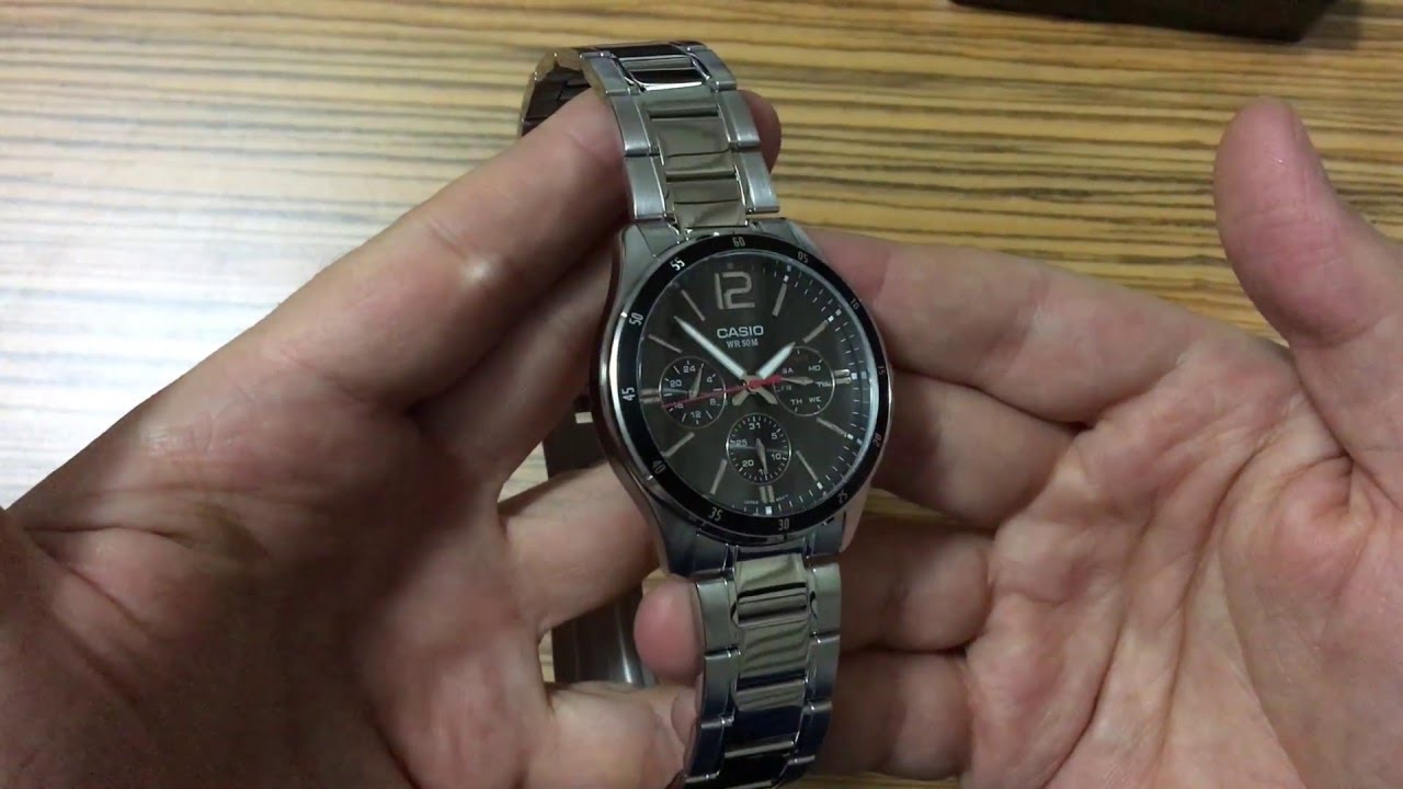 Casio MTP-1374D-1AVDF Erkek Kol Saati