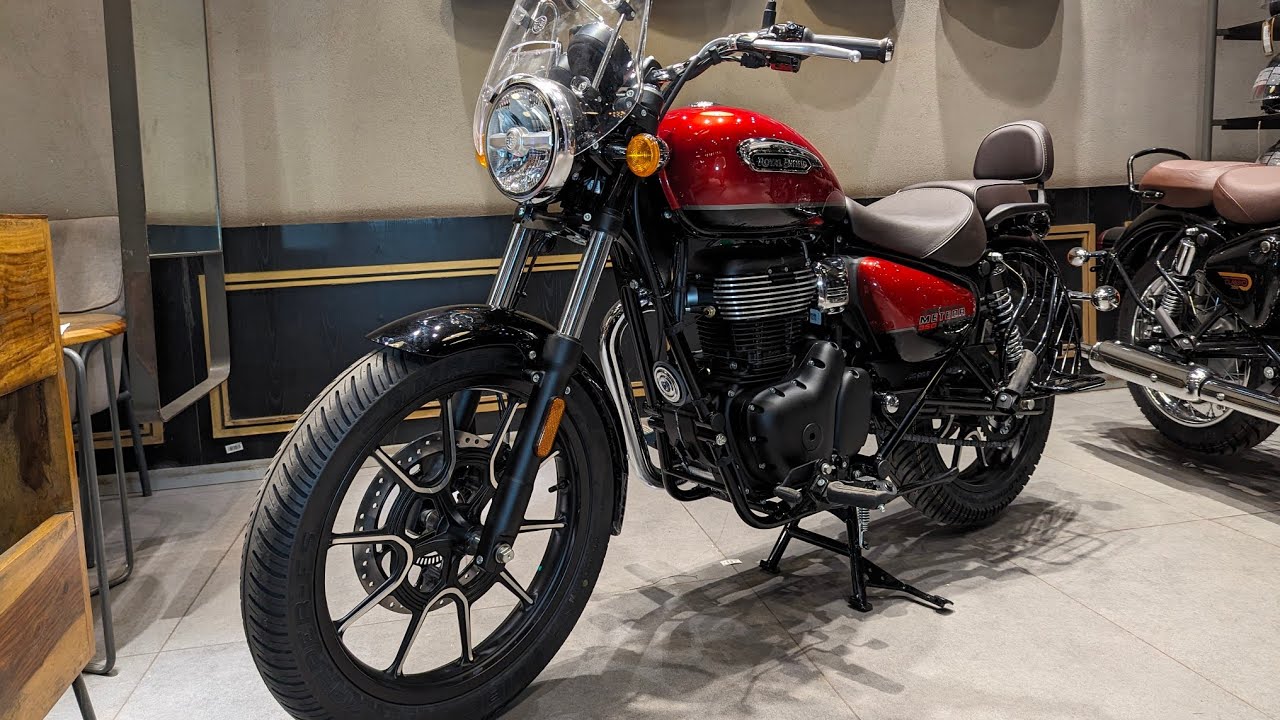 All New 2024 RE Meteor 350 - Supernova Red