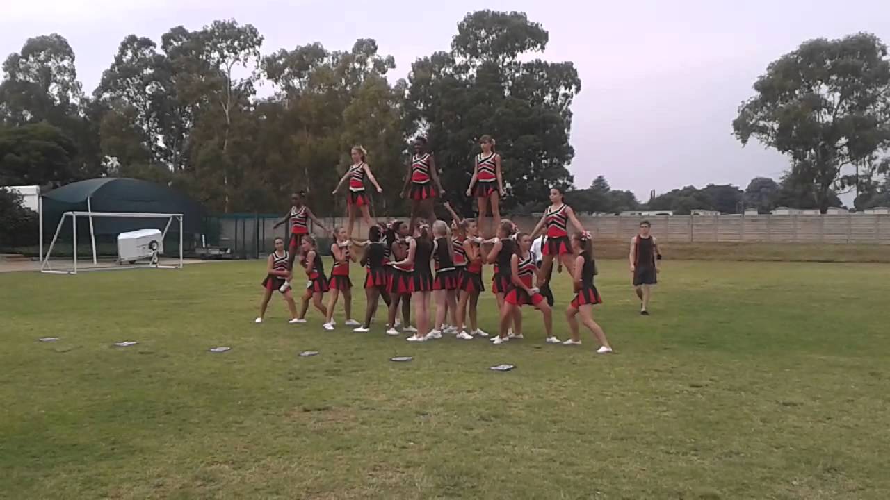 Ashton International College Benoni Cheerleaders Practise