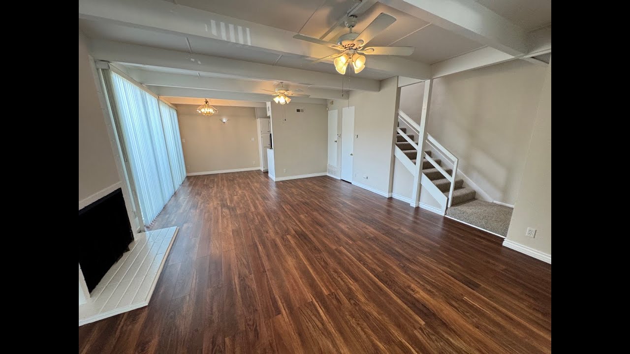 PL11339 - Huge 3+2.5 Townhouse Style Apartment for Rent! (Los Angeles, CA)