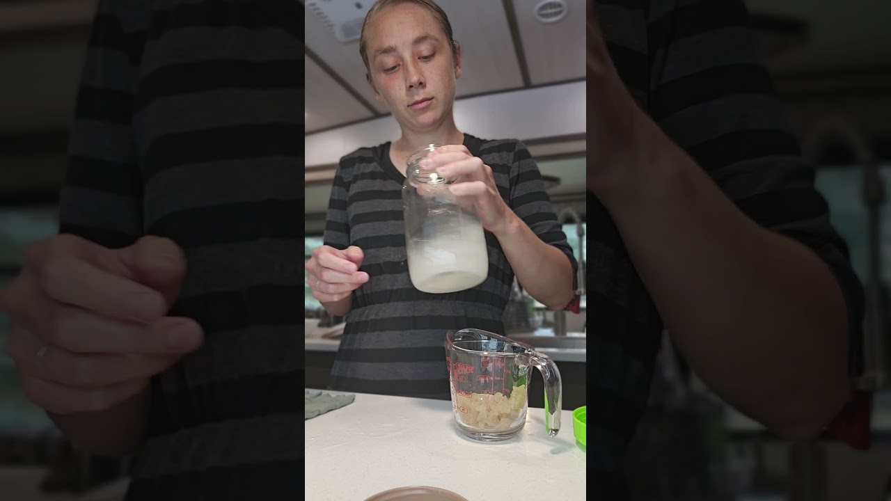 How I make water kefir (the easy way!) #waterkefir #healthydrinks #probiotics #easyrecipe #guthealth