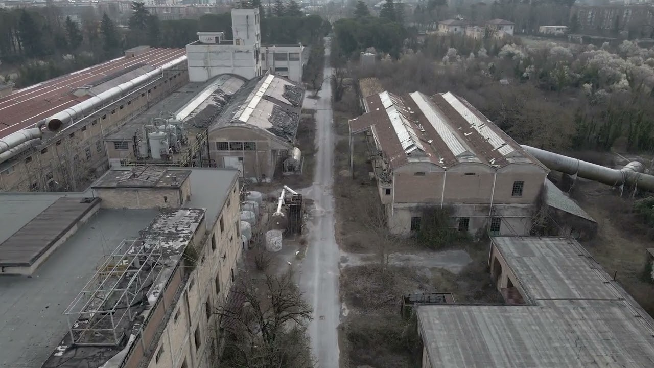 Lost Places in Rieti: Supertessile I - Drone Urbexing  - DJI Mavic Air 2 in 4K/UHD