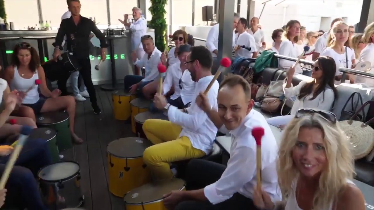 TEAM BUILDING PERCUSSIONS by CREASHOW