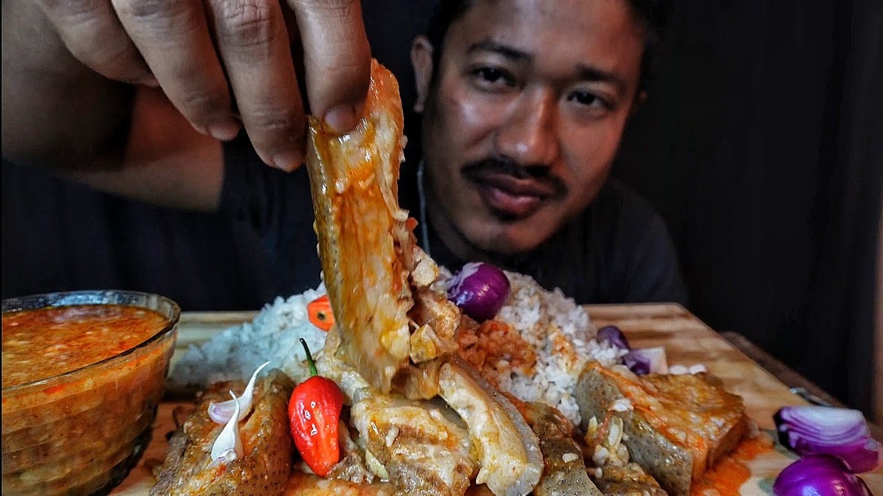 Mukbang huge and spicy local pork belly 🌶️
