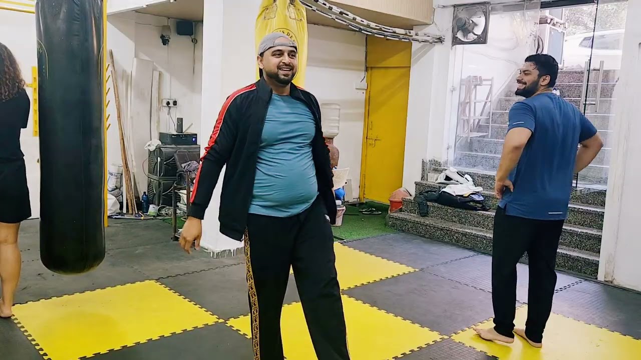 Weightloss Journey Day 38/75.#Viralvideo#martialarts#fatlossjourney#stregthtraining#flyingkicks