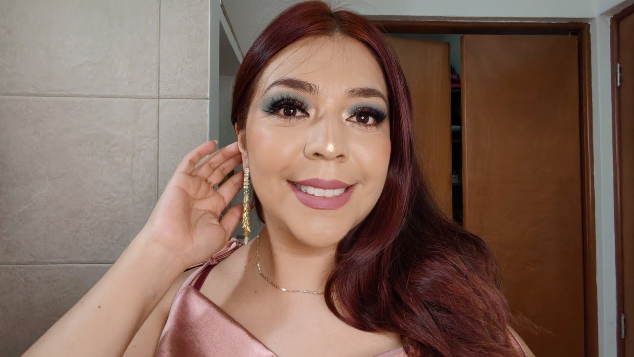 Maquillaje con varios productos 🙂