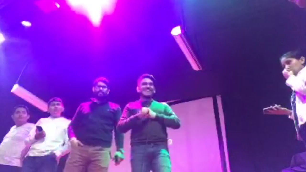 De Gloria en gloria