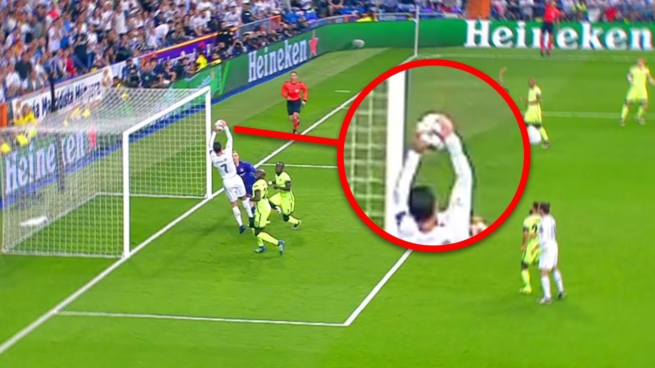 30 Moments De Tricherie Dans Le Foot Film&eacute;s Par Cam&eacute;ra !